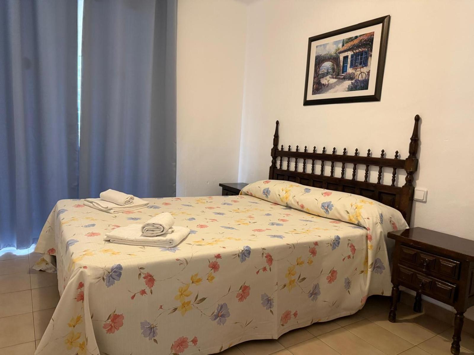 Apartamentos Santa Rosa Palmyra Салоу Екстер'єр фото